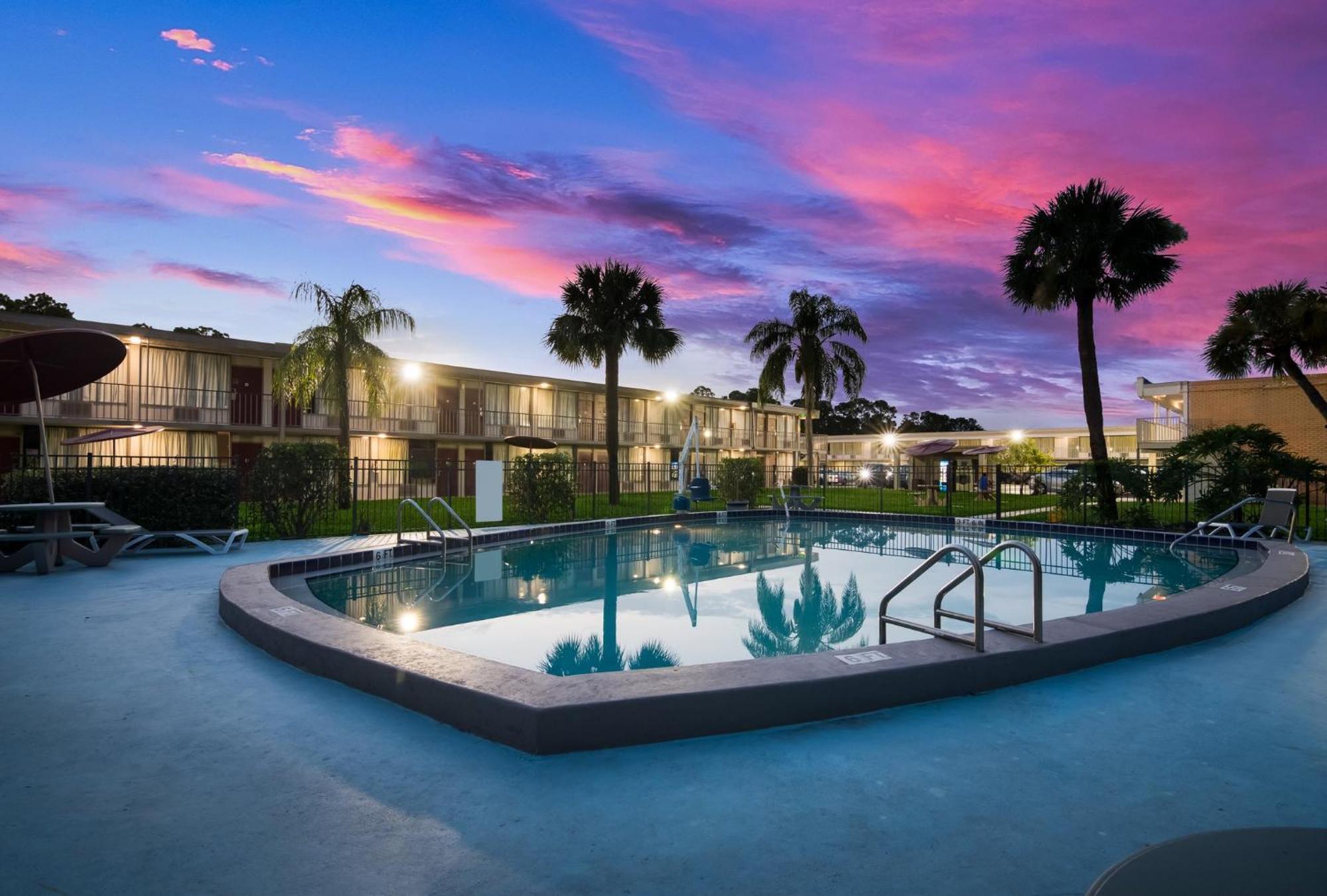 Red Roof Inn Vero Beach - I-95 Esterno foto